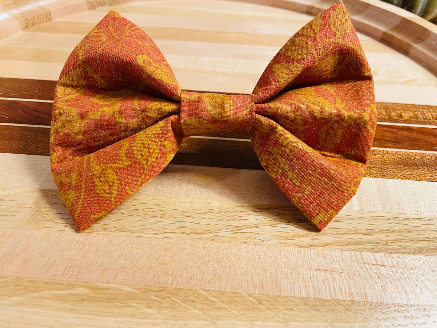 Vintage Fall Leaf Print Bow Tie