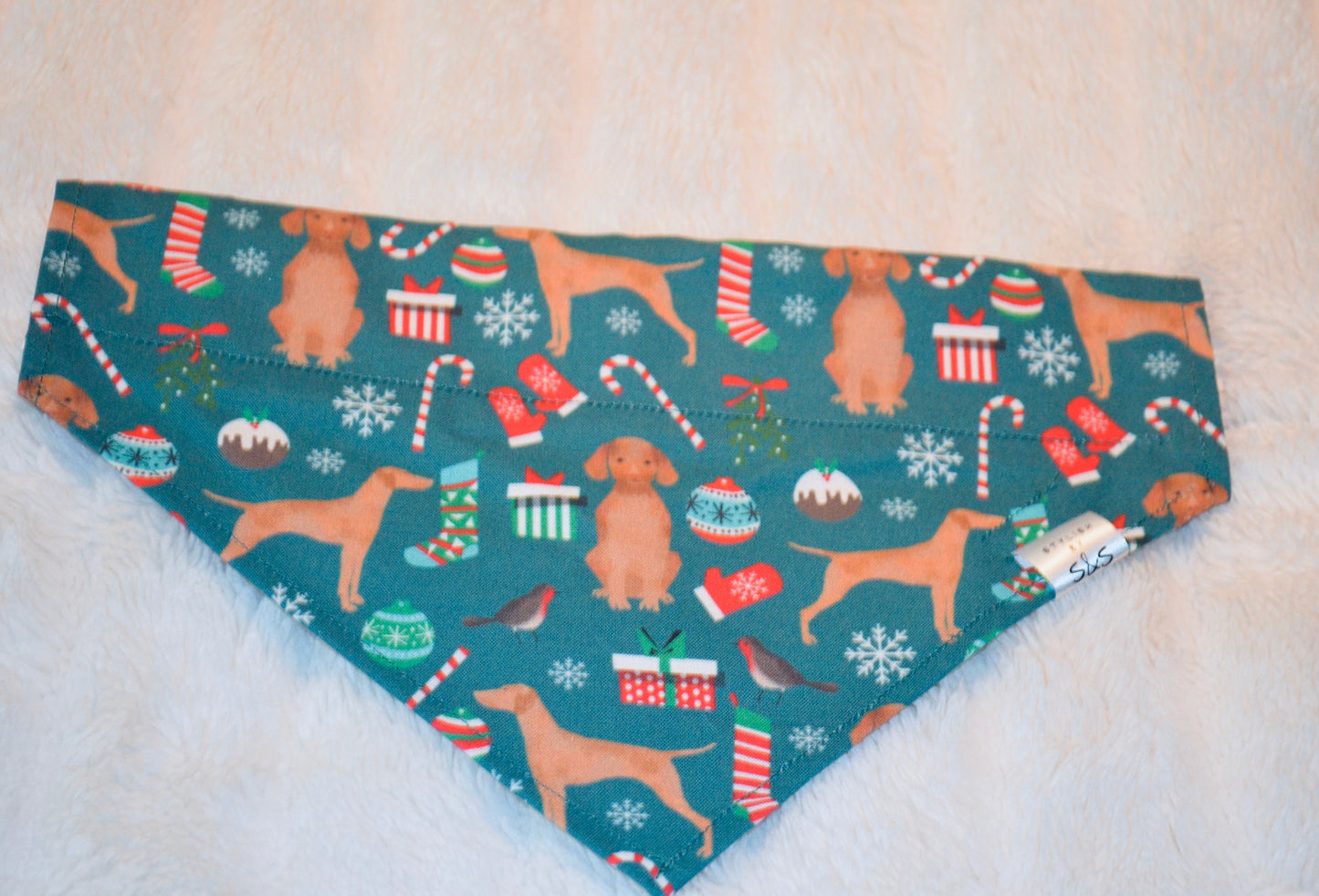 Vizsla Christmas Bandana